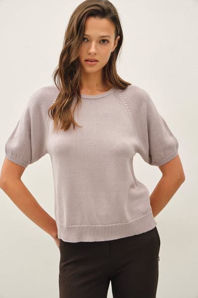 Short Raglan Sleeve Sweater Top