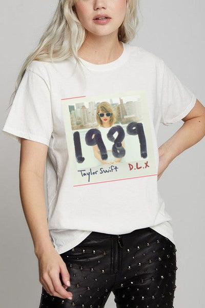 Taylor Swift Graphic Tee